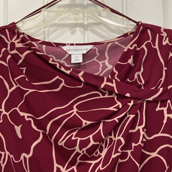 Liz Claiborne Red and Cream 3/4 Sleeve Blouse - Picture 3 of 4